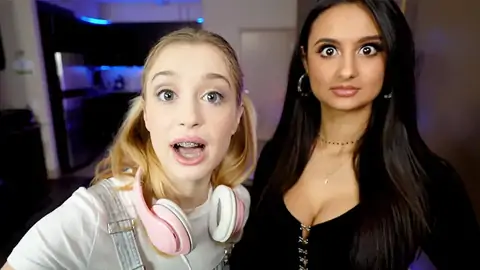 Анастасия Найт и Элиза Ибарра хотят заняться сексом втроем